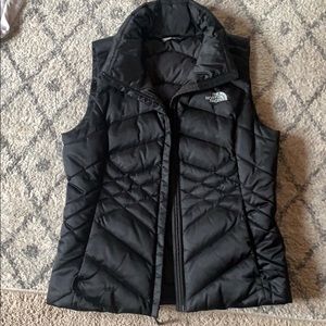 North face vest women’s